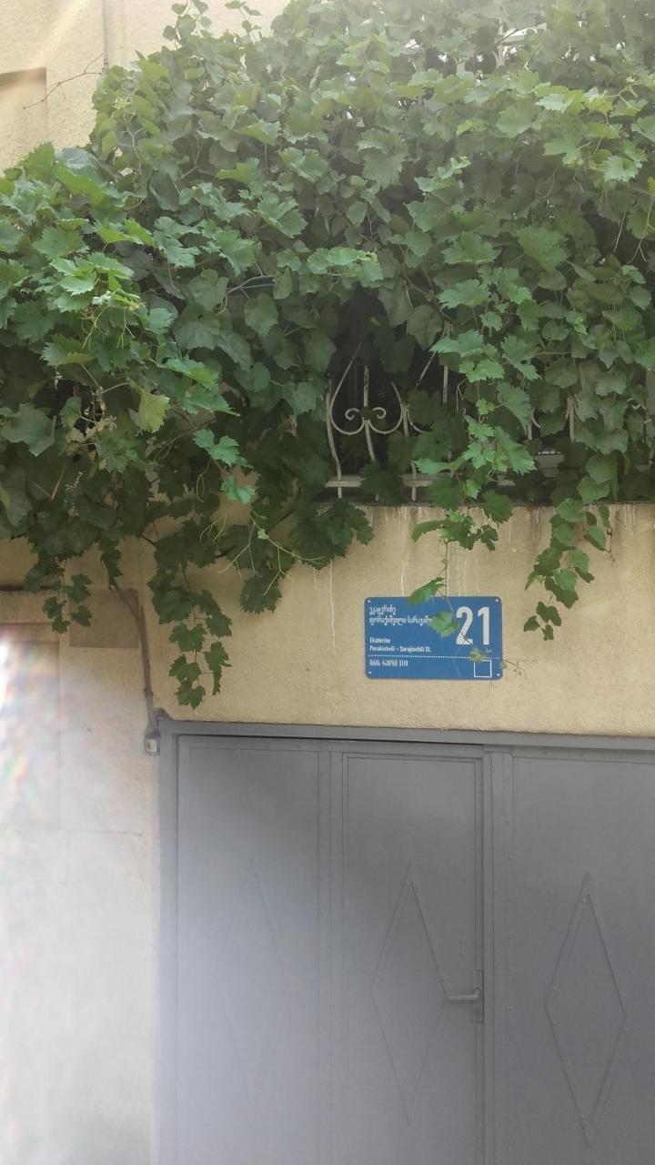 Домик У Реки Куры Tbilisi Bagian luar foto